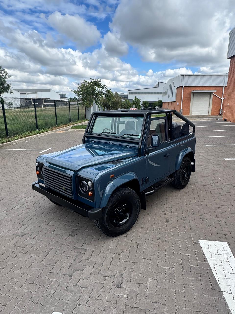 Landy Front